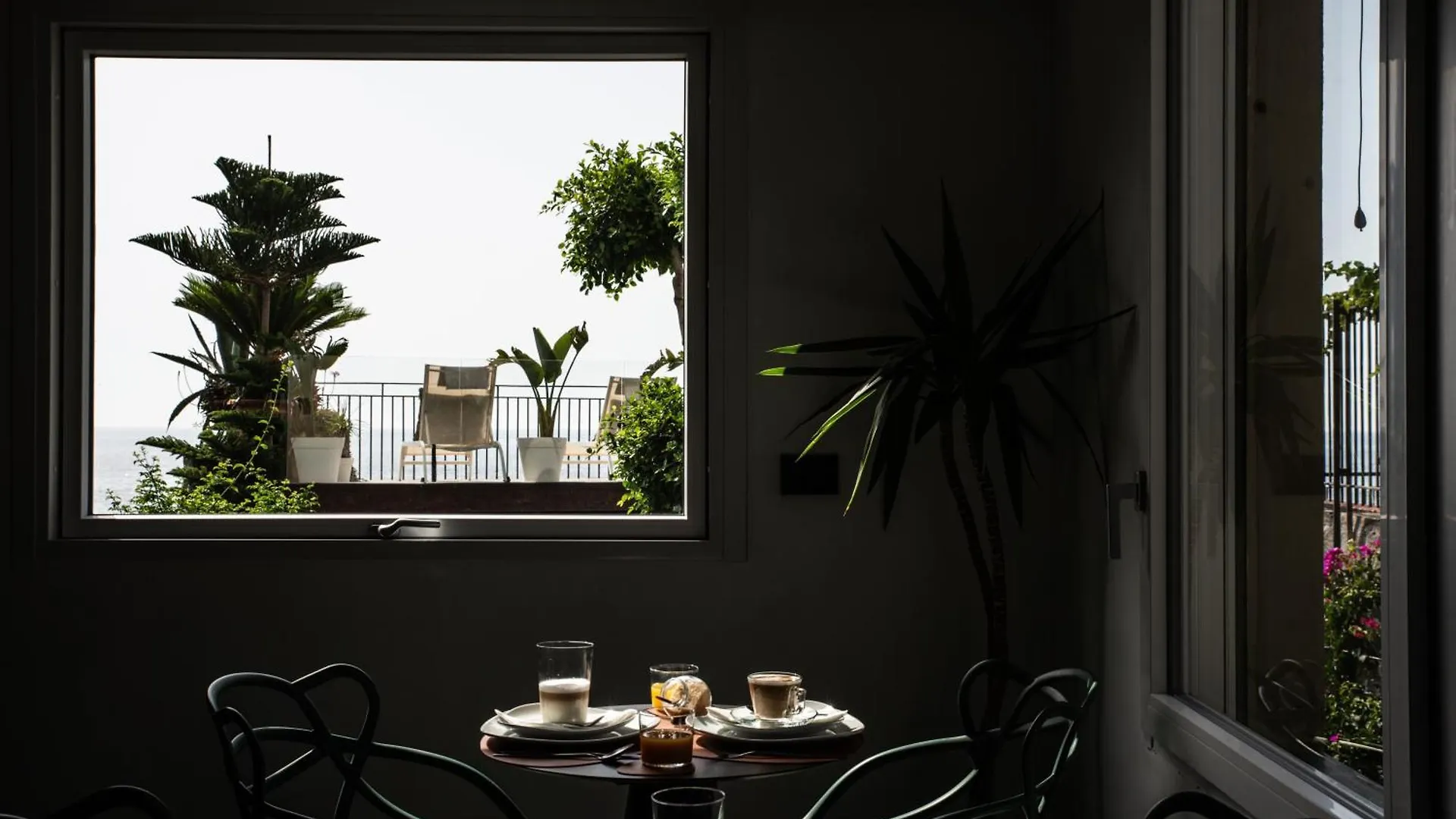 Luxury B&B Euphorbia Acireale 0*,