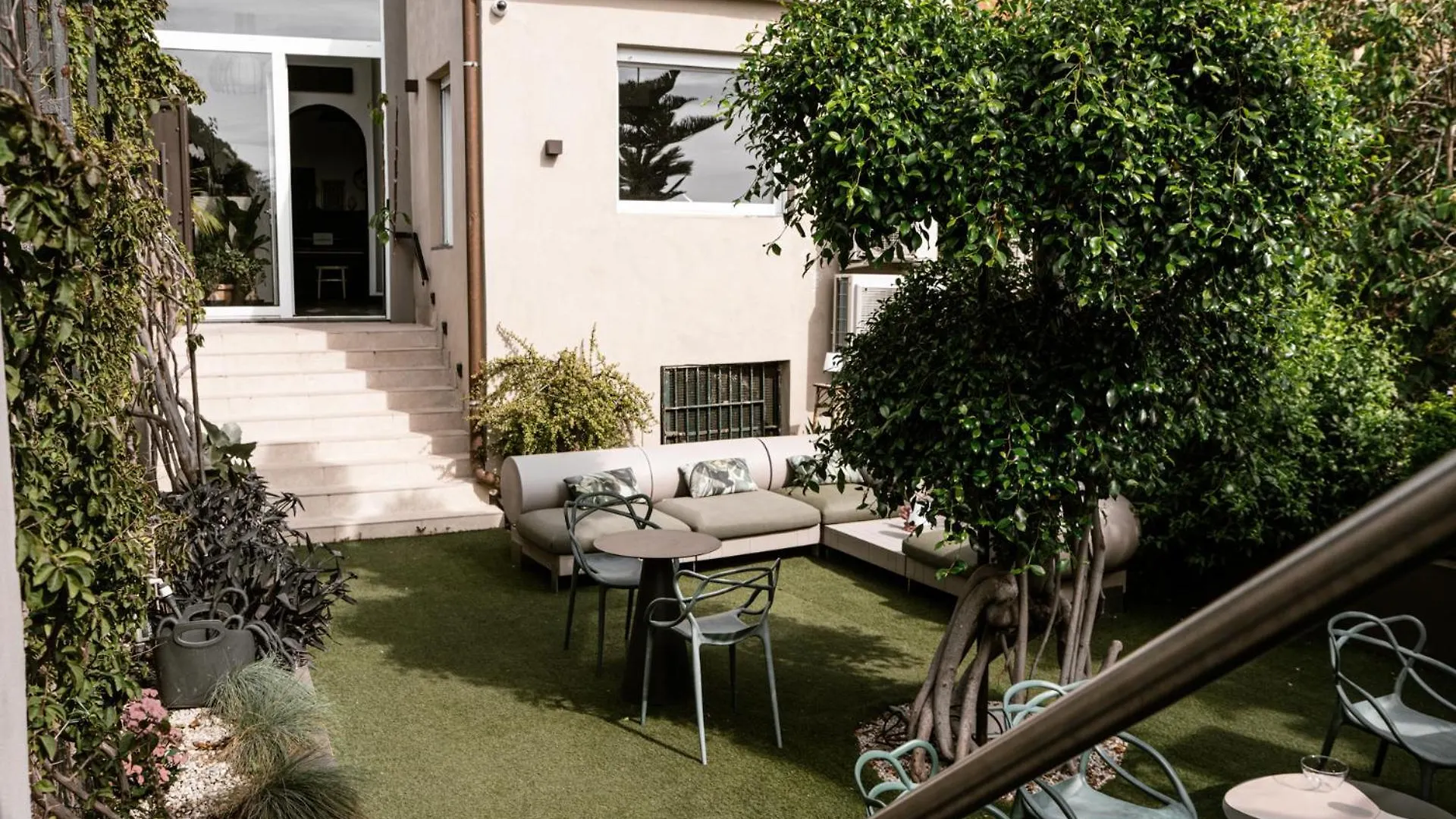 Luxury B&B Euphorbia Acireale 0*,  Italië