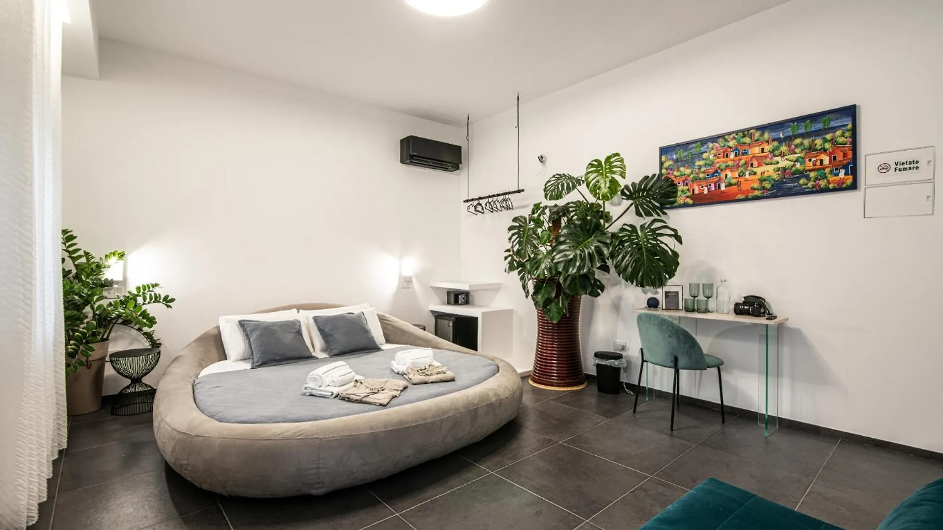 Luxury B&B Euphorbia Acireale 0*,