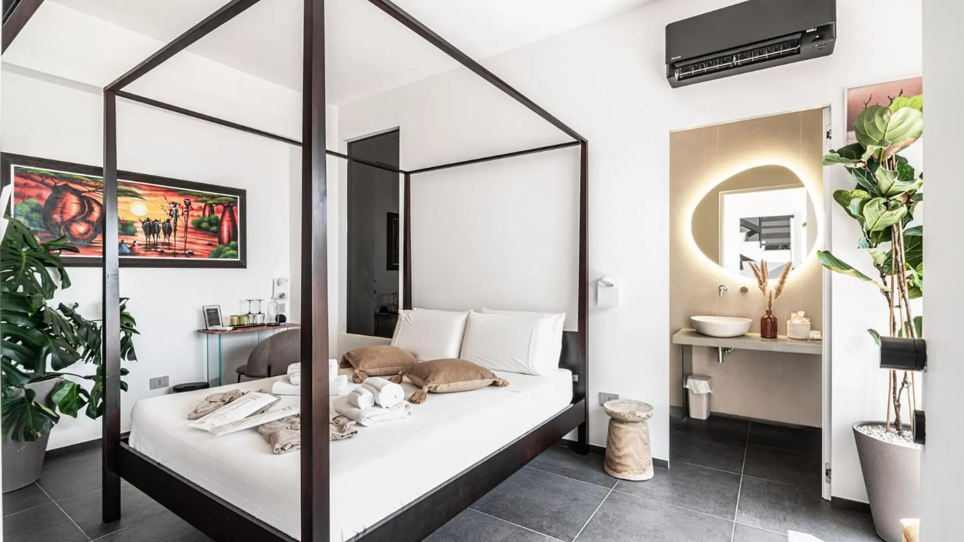 Bed & Breakfast Luxury B&B Euphorbia Acireale